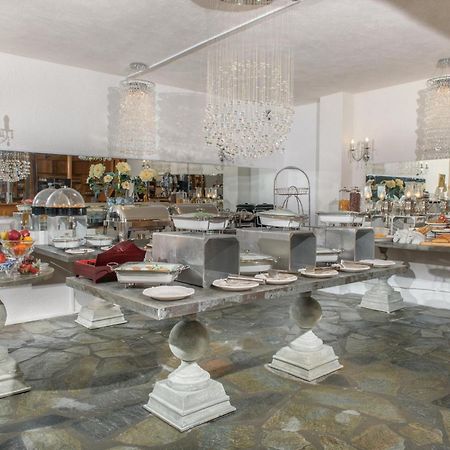 Leandros Hotel Nea Roda Exterior photo