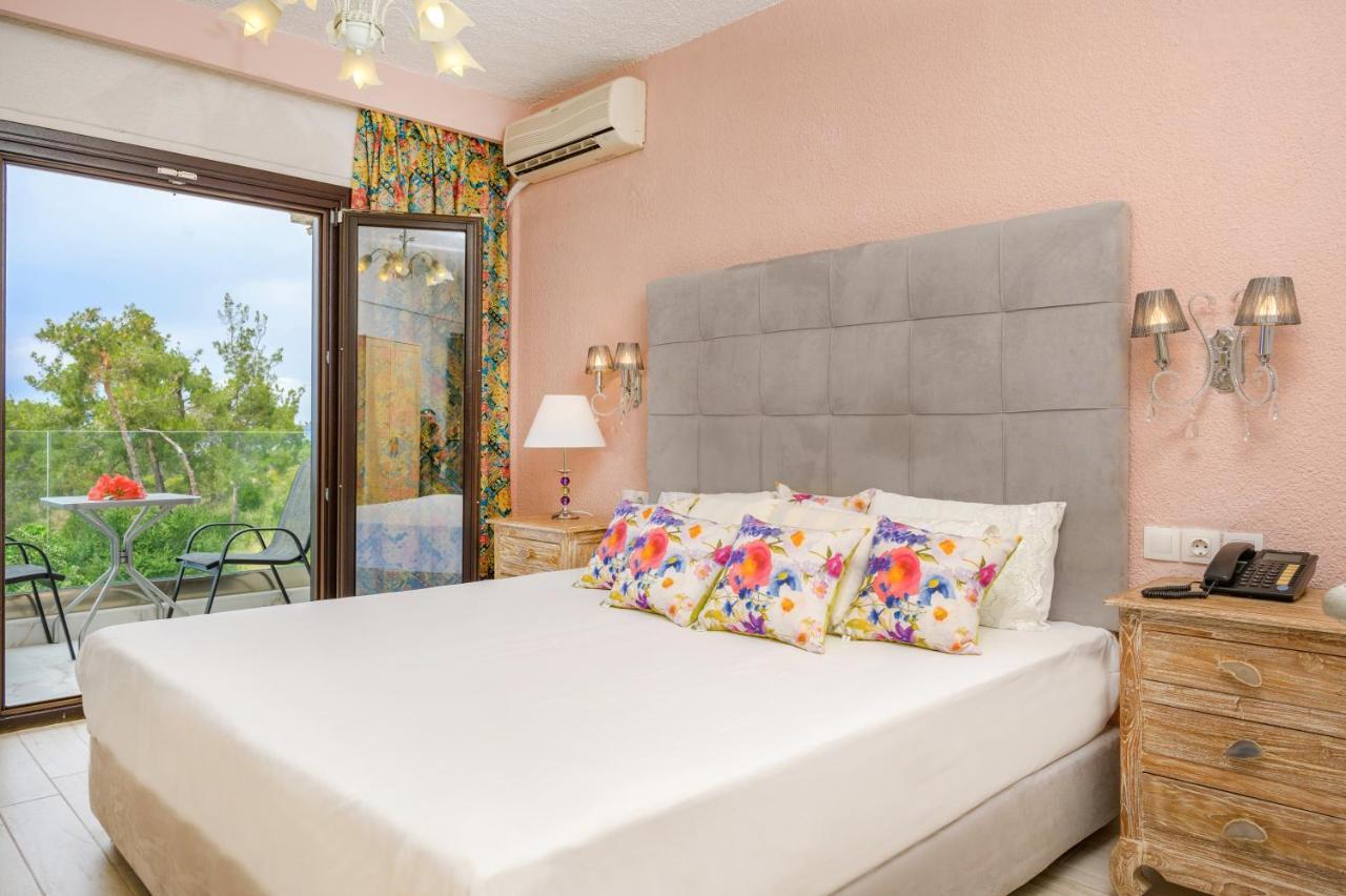 Leandros Hotel Nea Roda Exterior photo