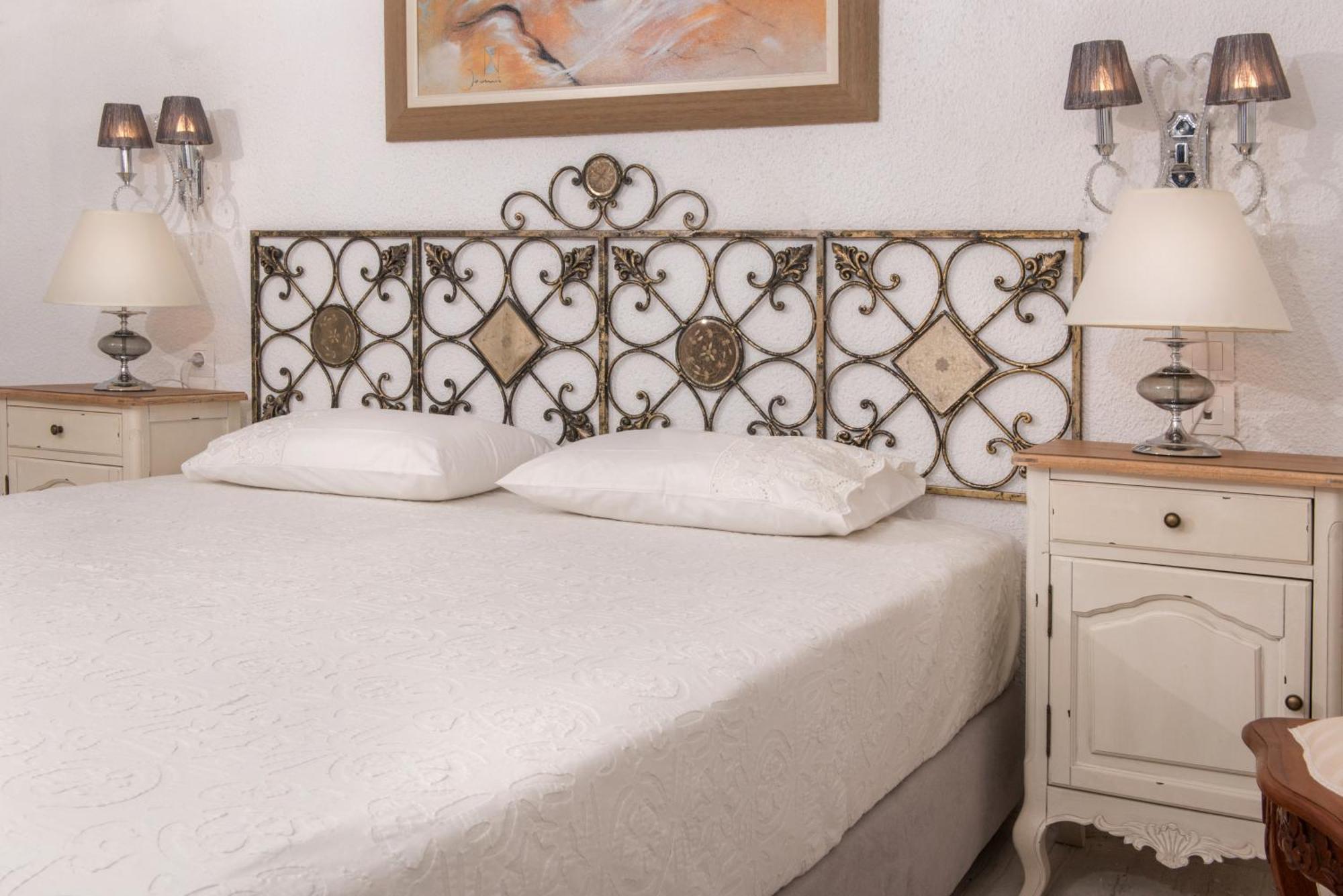 Leandros Hotel Nea Roda Room photo