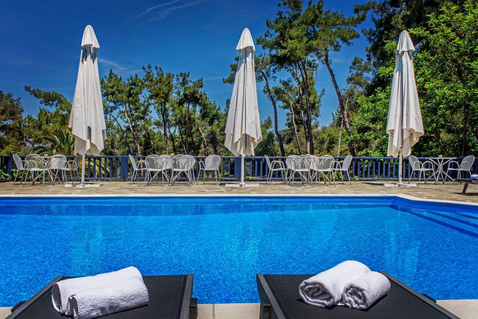 Leandros Hotel Nea Roda Exterior photo