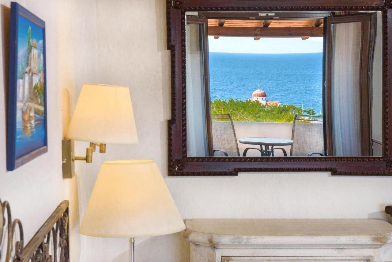 Leandros Hotel Nea Roda Room photo